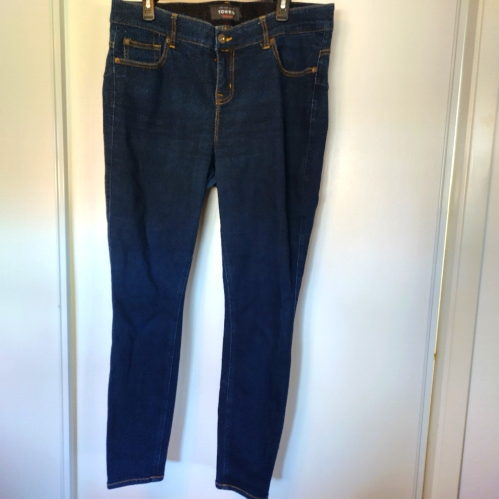 TORRID Bombshell Dark Blue Skinny Jeans size 18R